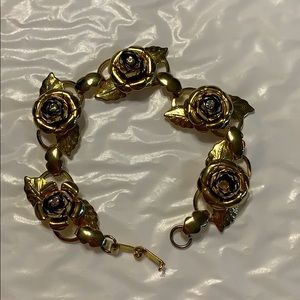 Golden rose bracelet